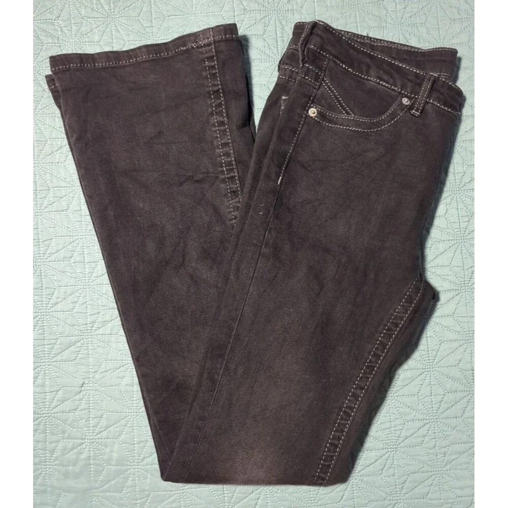 Rue 21 Jeans Womens Size 6 Black Denim Mid Rise Boot Cut Stretch Bedazzled Stars - Picture 2 of 11
